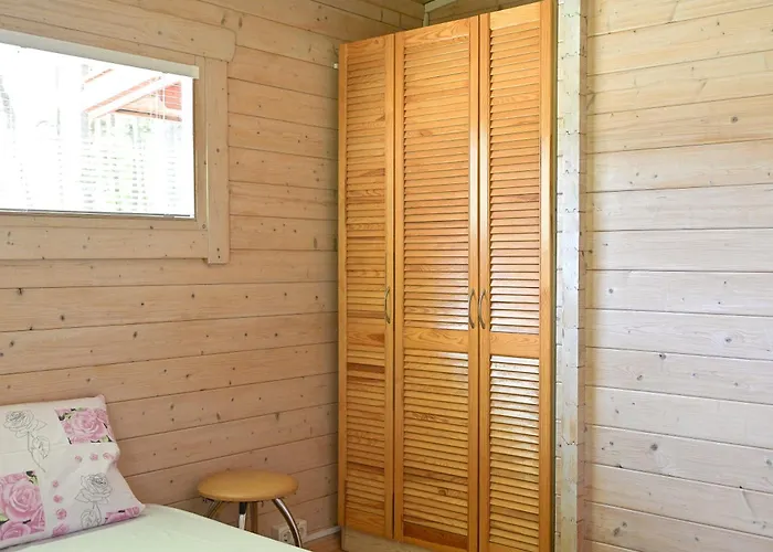 Giruliu Poilsiavietes Namelis - Xvi